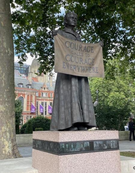 Millicent-Fawcett-Statue am Parliament Square in London (c) Redaktion privat Millicent-Fawcett-Statue am Parliament Square in London