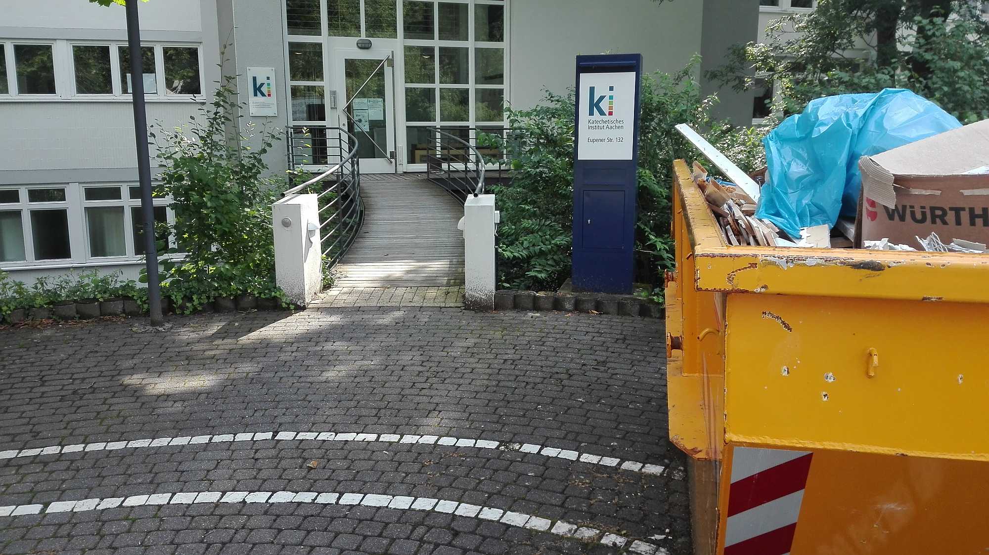 Eingang Medienstelle (c) KI Aachen / A. Schmidt