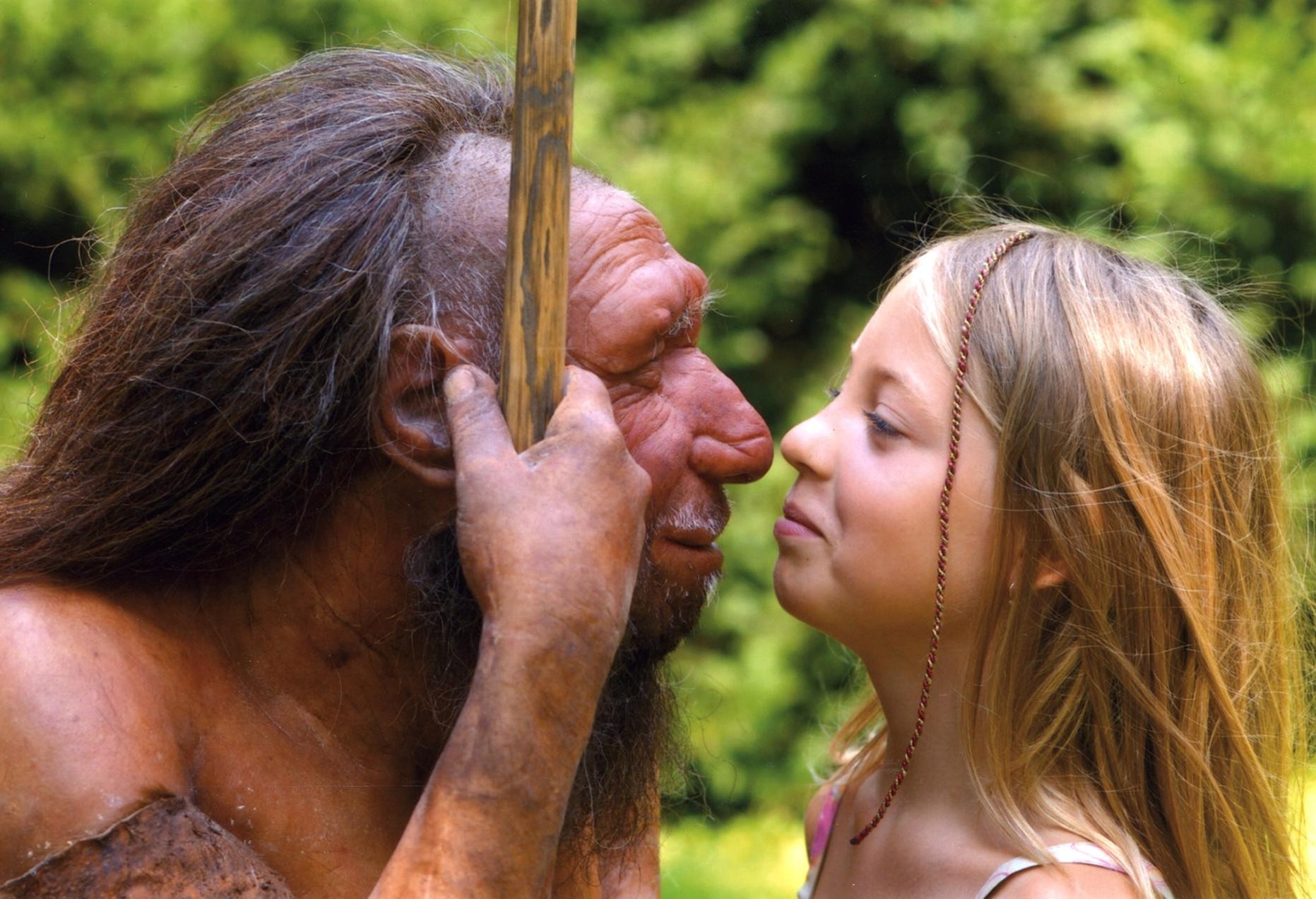 Homo sapiens neanderthalensis-Mr. N (Ausschnitt mit Mädchen) (c) Neanderthal Museum Mettmann